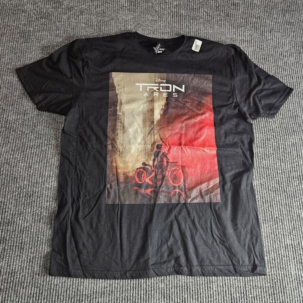 Disney Tron Ares Shirt Mens‎ XL Black Graphic Tee Sci Fi Movie Gildan Softstyle